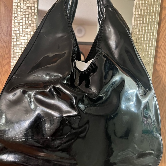 BLACK PATENT LEATHER SHOULDER BAG BY DONALD J PLINER… VERY GOOD CONDITION… LARGE - Picture 2 of 15
